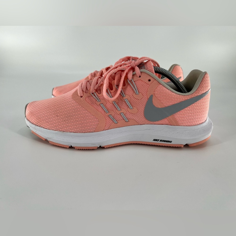 Nike‎ Run Swift Bleached Coral 8.5